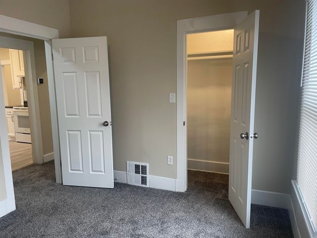 545 N Green St, Wichita, KS 67214