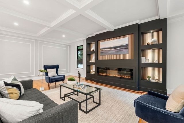 5 Four Acre Drive, Burlington, MA 01803