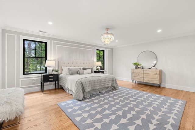 5 Four Acre Drive, Burlington, MA 01803