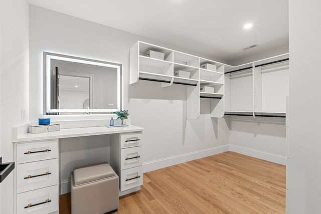 5 Four Acre Drive, Burlington, MA 01803