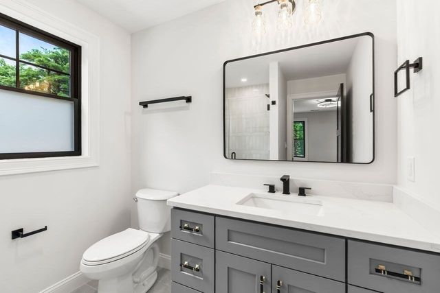 5 Four Acre Drive, Burlington, MA 01803