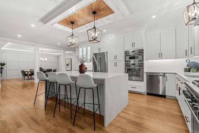 5 Four Acre Drive, Burlington, MA 01803