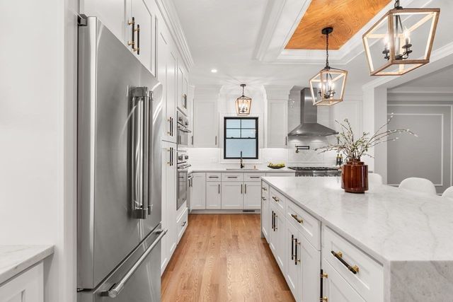 5 Four Acre Drive, Burlington, MA 01803