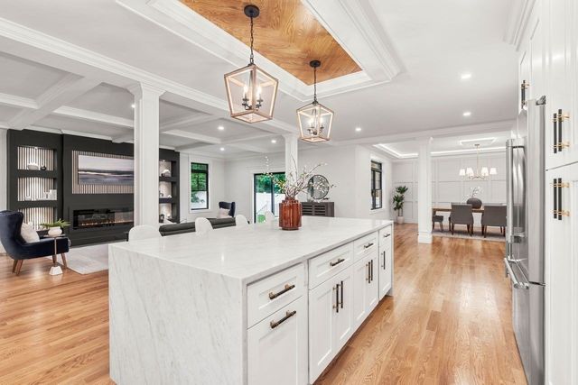 5 Four Acre Drive, Burlington, MA 01803