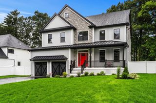 5 Four Acre Drive, Burlington, MA 01803