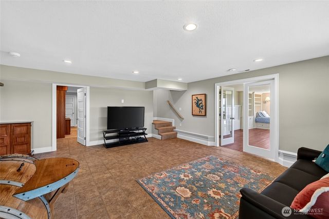 4903 197th Avenue East, Lake Tapps, WA 98391