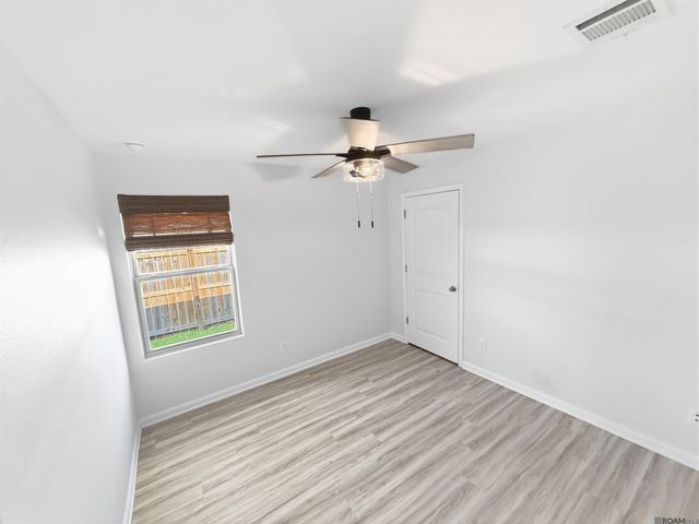 12823 Catalpa Ave, Denham Springs, LA 70726