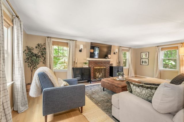 23 Bonney Drive, Holliston, MA 01746