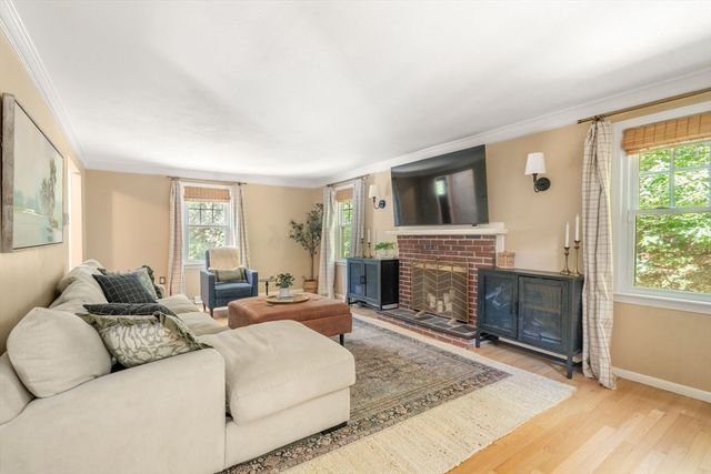 23 Bonney Drive, Holliston, MA 01746