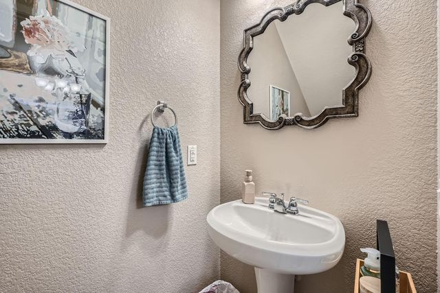 3504 Alpine Autumn DR, Austin, TX 78744