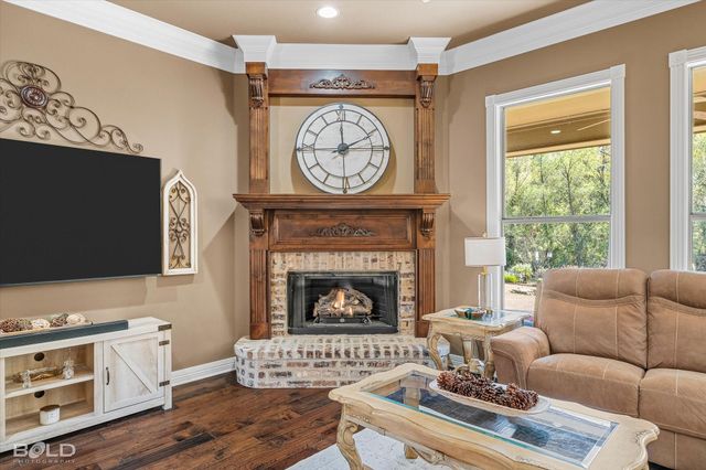 519 Dogwood South Lane, Haughton, LA 71037