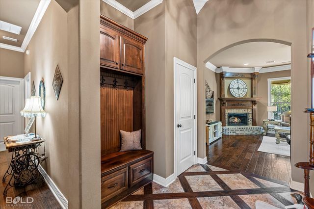 519 Dogwood South Lane, Haughton, LA 71037