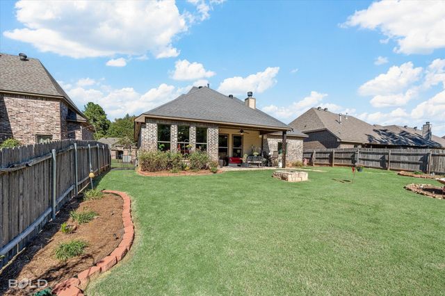 519 Dogwood South Lane, Haughton, LA 71037