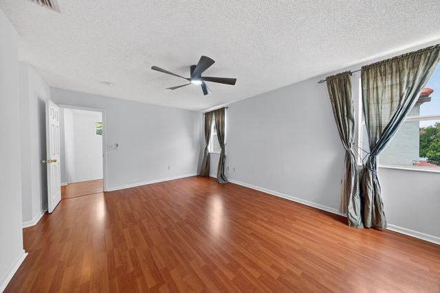 191 NW 118th Drive, Coral Springs, FL 33071