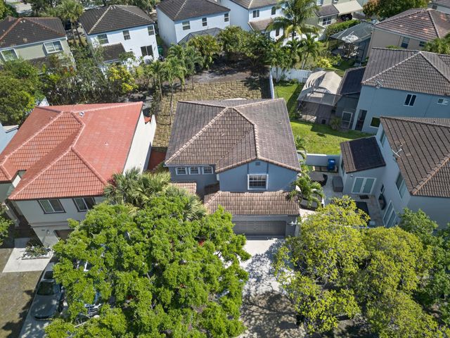 191 NW 118th Drive, Coral Springs, FL 33071