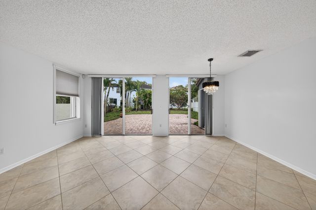 191 NW 118th Drive, Coral Springs, FL 33071
