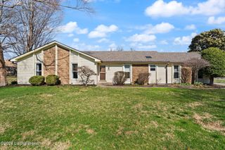 10700 Tall Tree Ct, Louisville, KY 40241