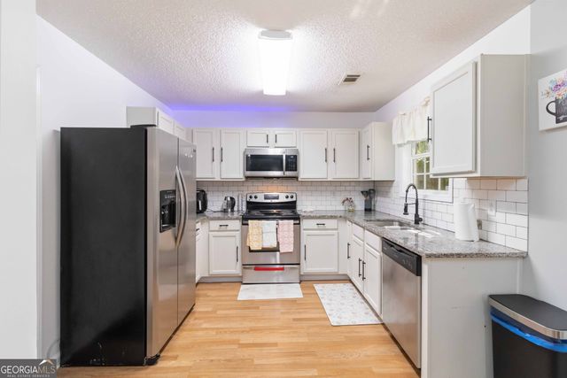 6817 Mahonia Place, Lithonia, GA 30038