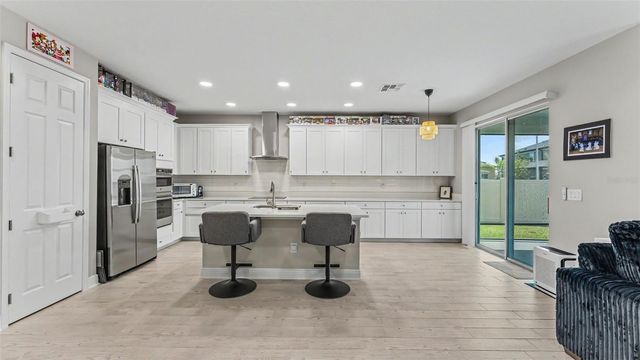 5817 FREESIA DRIVE, Lakeland, FL 33811