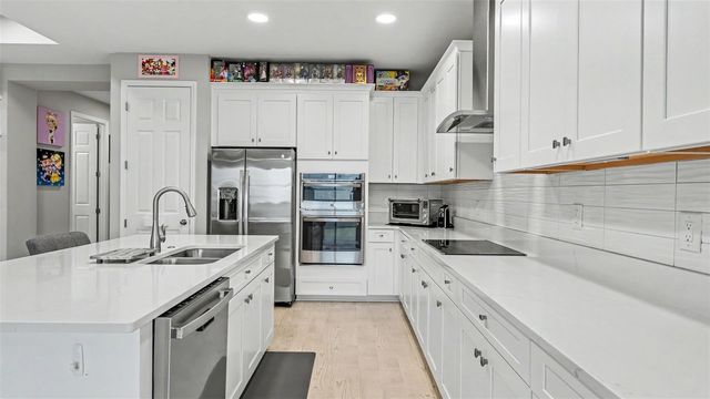 5817 FREESIA DRIVE, Lakeland, FL 33811