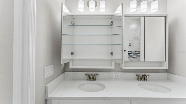 5817 FREESIA DRIVE, Lakeland, FL 33811