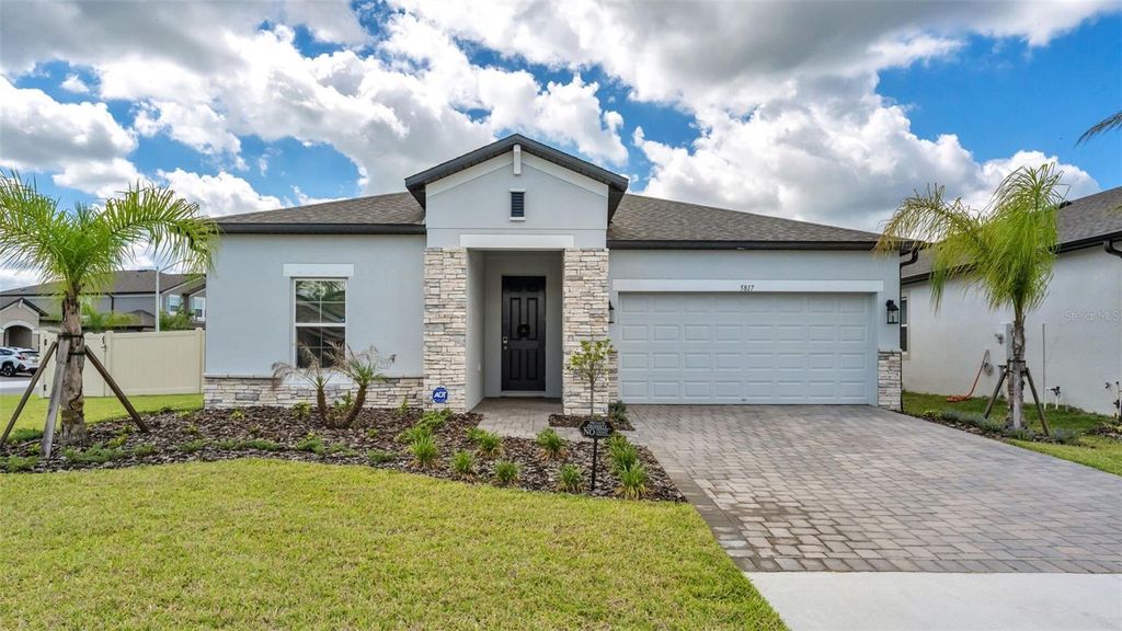 5817 FREESIA DRIVE, Lakeland, FL 33811