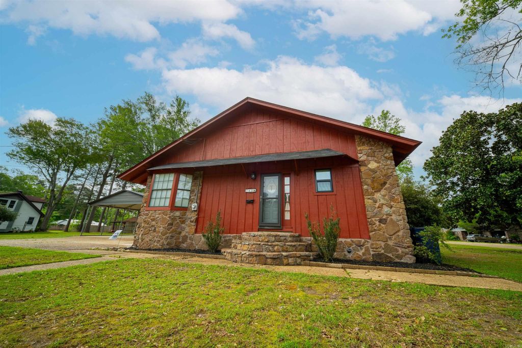 763 Cardinal Street, Camden, AR 71701