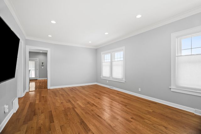 2158 N 74th Avenue, Elmwood Park, IL 60707