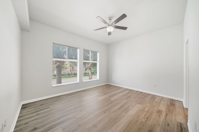 3505 Sage Road 202, Houston, TX 77056