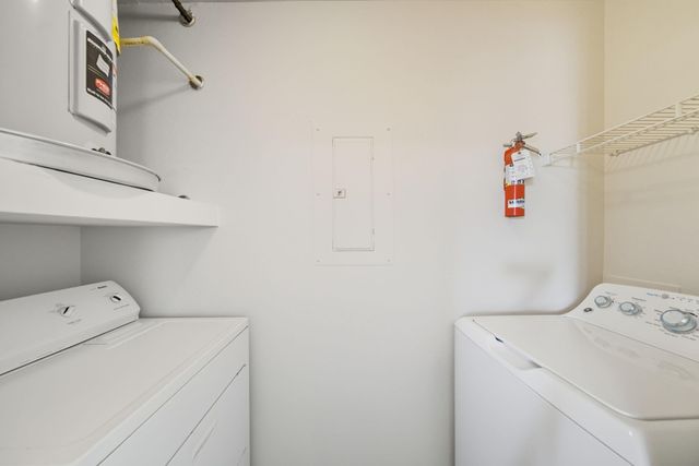 3505 Sage Road 202, Houston, TX 77056