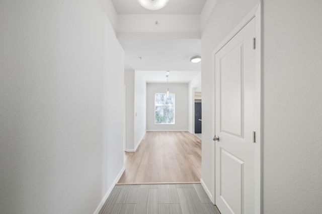 3505 Sage Road 202, Houston, TX 77056