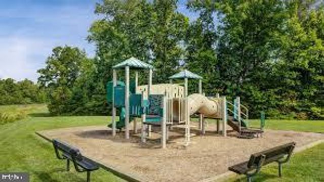 2324 WILDFLOWER WAY, Locust Grove, VA 22508