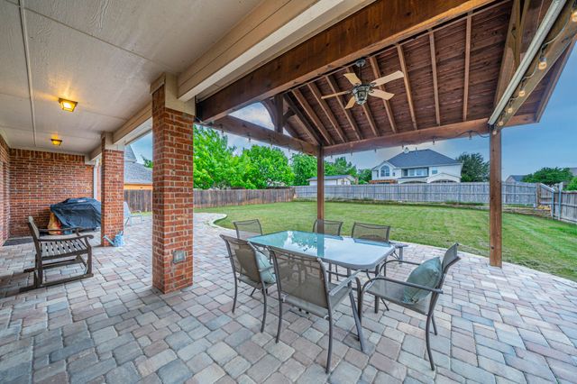 5226 Wyndrook Street, Fort Worth, TX 76244