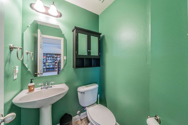 5226 Wyndrook Street, Fort Worth, TX 76244