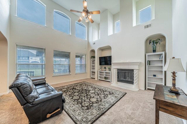 5226 Wyndrook Street, Fort Worth, TX 76244