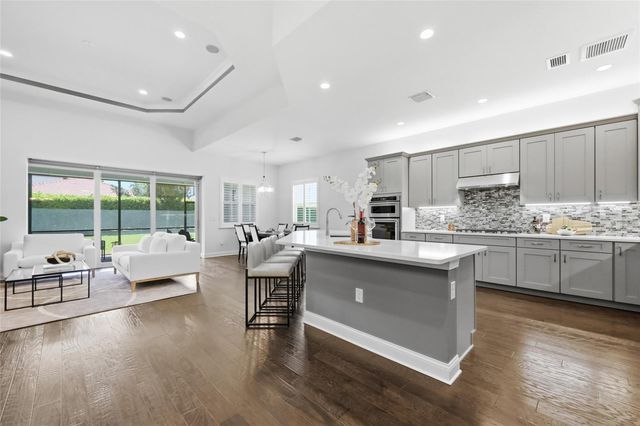 10692 ROYAL CYPRESS WAY, Orlando, FL 32836