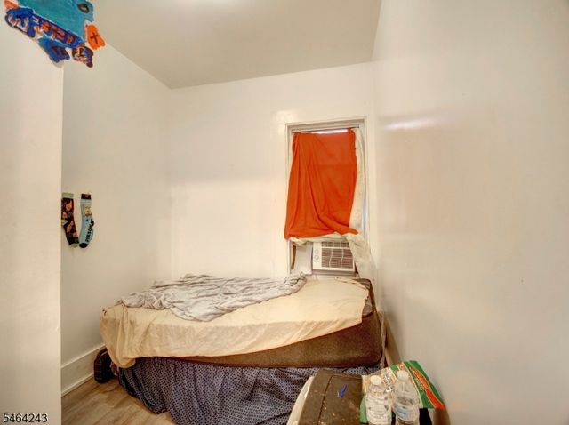 39 Hillman St, Paterson City, NJ 07522