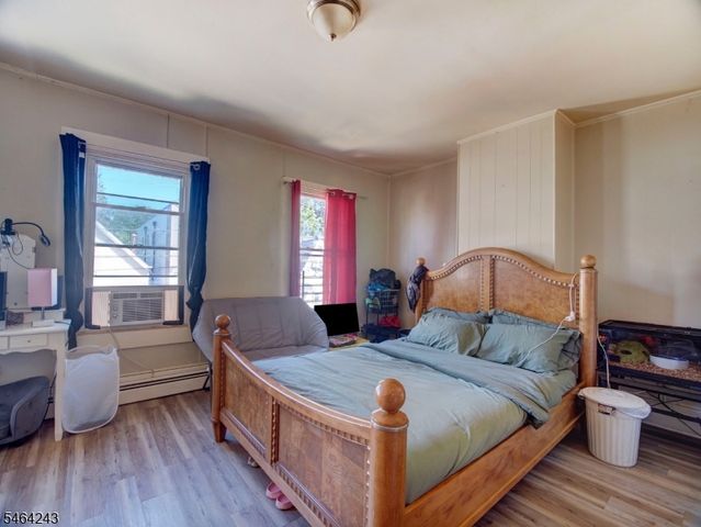 39 Hillman St, Paterson City, NJ 07522