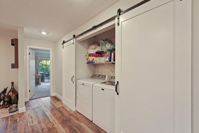 5045 Village Oaks Dr, Rocklin, CA 95677