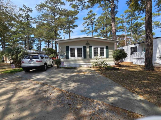 420 Delton Dr., Garden City Beach, SC 29576