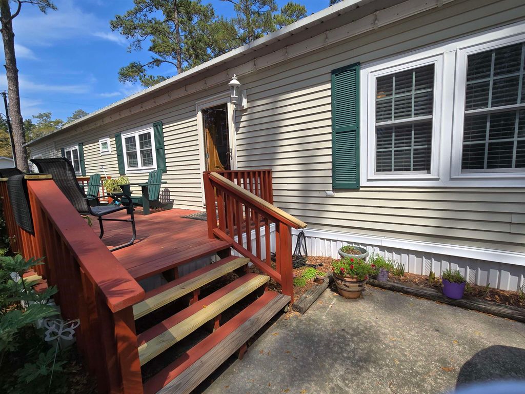 420 Delton Dr., Garden City Beach, SC 29576
