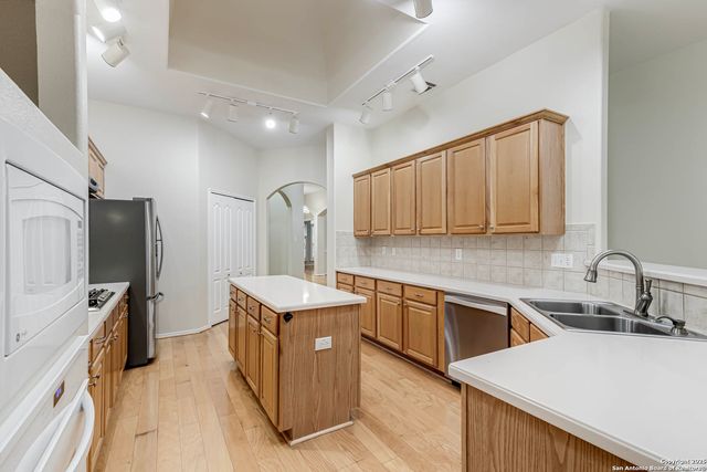 18719 Rogers Pass, San Antonio, TX 78258
