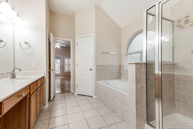 18719 Rogers Pass, San Antonio, TX 78258