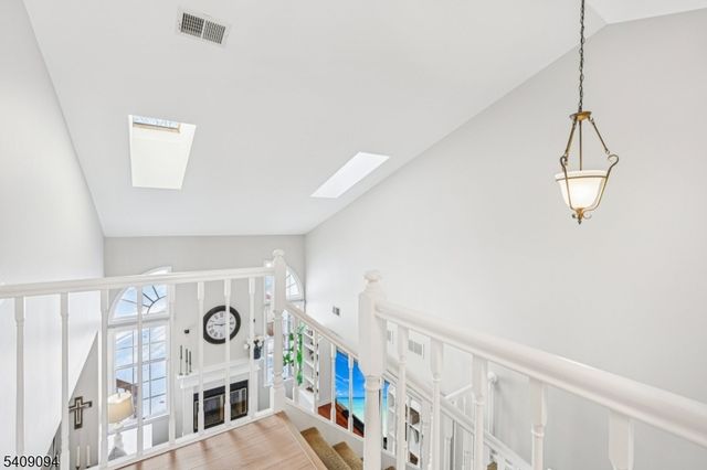 52 Ryan Ln, Lincoln Park Boro, NJ 07035