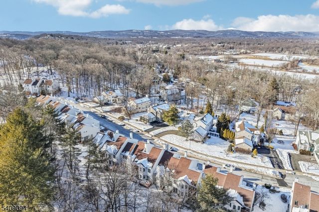 52 Ryan Ln, Lincoln Park Boro, NJ 07035