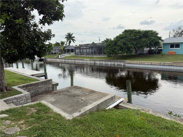 4339 S Bay CIR, North Fort Myers, FL 33903