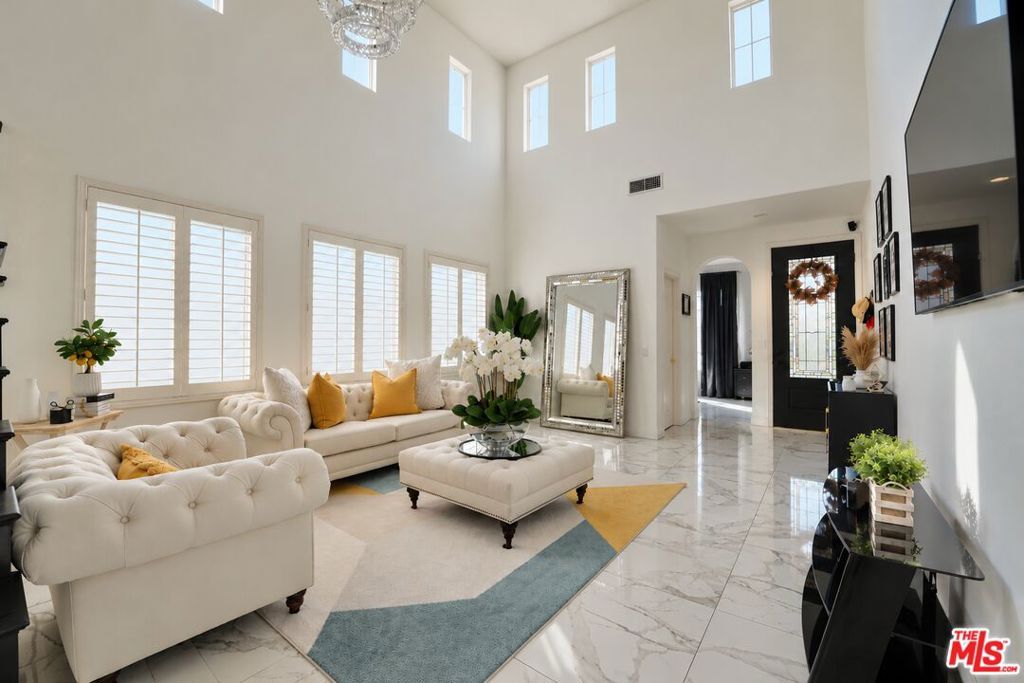 28611 Placerview Trail, Santa Clarita, CA 91390 — photo 5