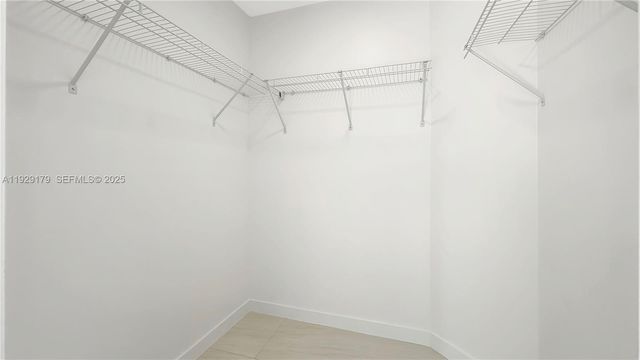 600 Stanton Dr, Weston, FL 33326