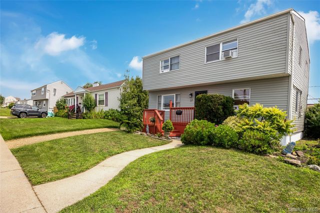 57 Overton Street, Freeport, NY 11520