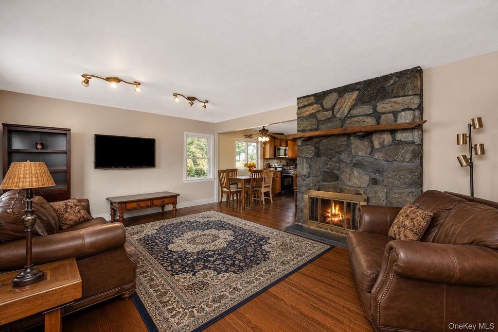 57 Overton Street, Freeport, NY 11520 — photo 4